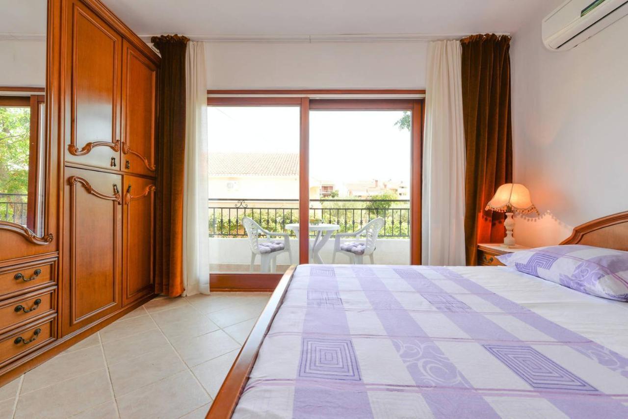 Rooms & Apartments Hegic Zadar Bagian luar foto